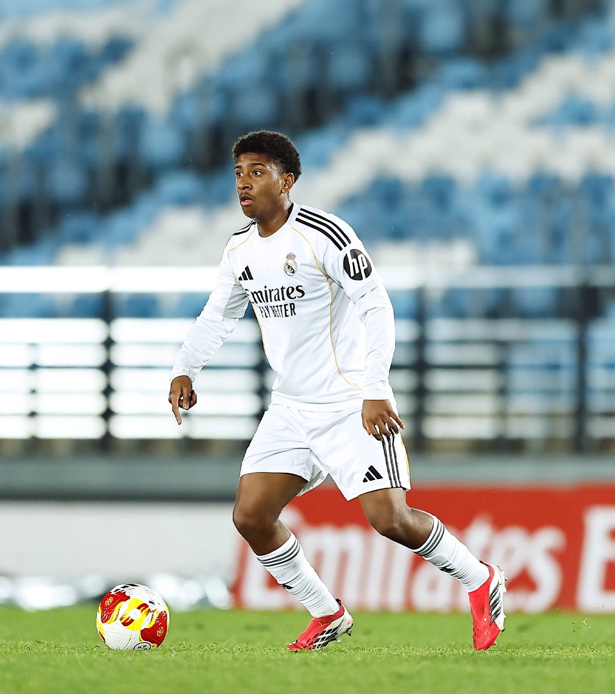 Transfer „galactic” la CFR   Un jucător  crescut de Real Madrid  și campion european cu Spania, aproape să ajungă în Gruia