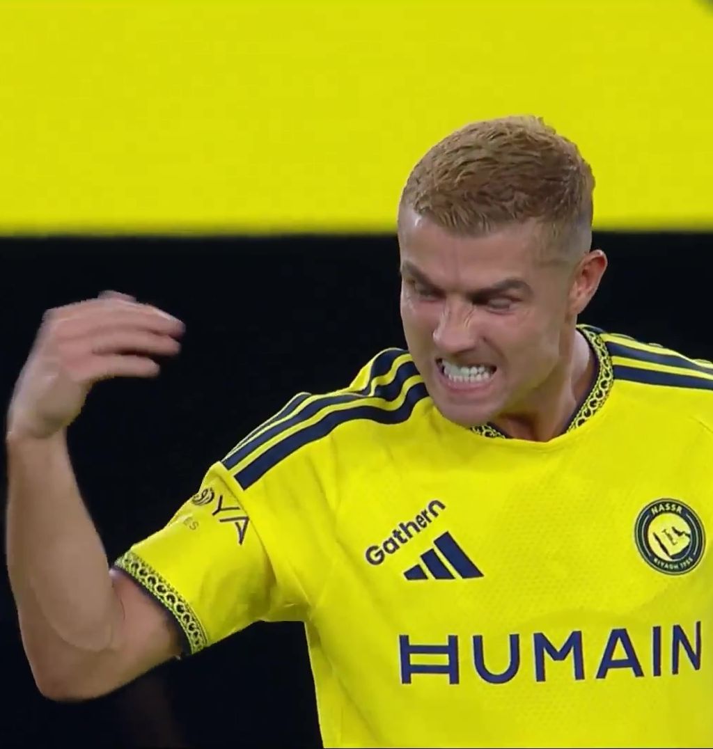 Ce vulpoi!   FOTO.   Cum a putut să marcheze  Cristiano Ronaldo golul 978!  Postecoglou l-a schimbat din nou