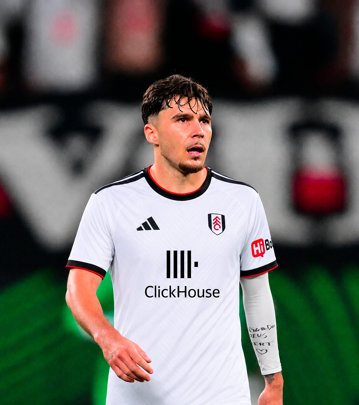 Ce se întâmplă cu Rațiu  Noi detalii despre  transferul românului în Premier League.  Un alt club din Anglia a intrat pe fir!
