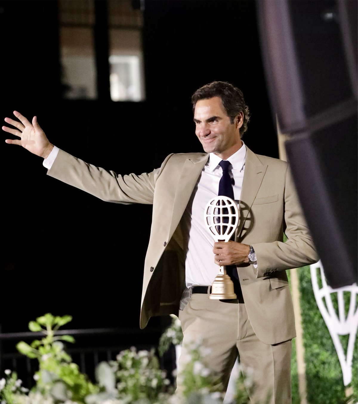 Și legendele plâng câteodată   VIDEO.  Roger Federer  nu și-a putut stăpâni lacrimile:  „Am nevoie de șervețele și de ochelari de soare”