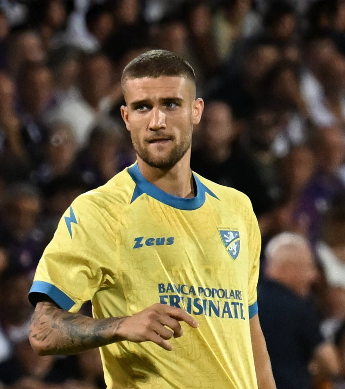 Bîrligea, ce ghinion!   FOTO.   A marcat la primul meci ca titular pentru Frosinone, dar arbitrii  i-au anulat golul