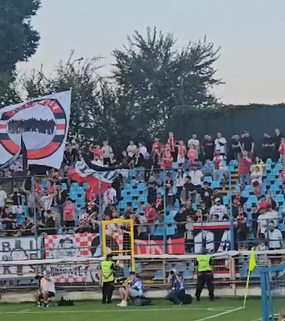 Nicolescu n-are liniște   VIDEO.    Fanii lui Dinamo l-au înjurat din nou  pe președintele clubului