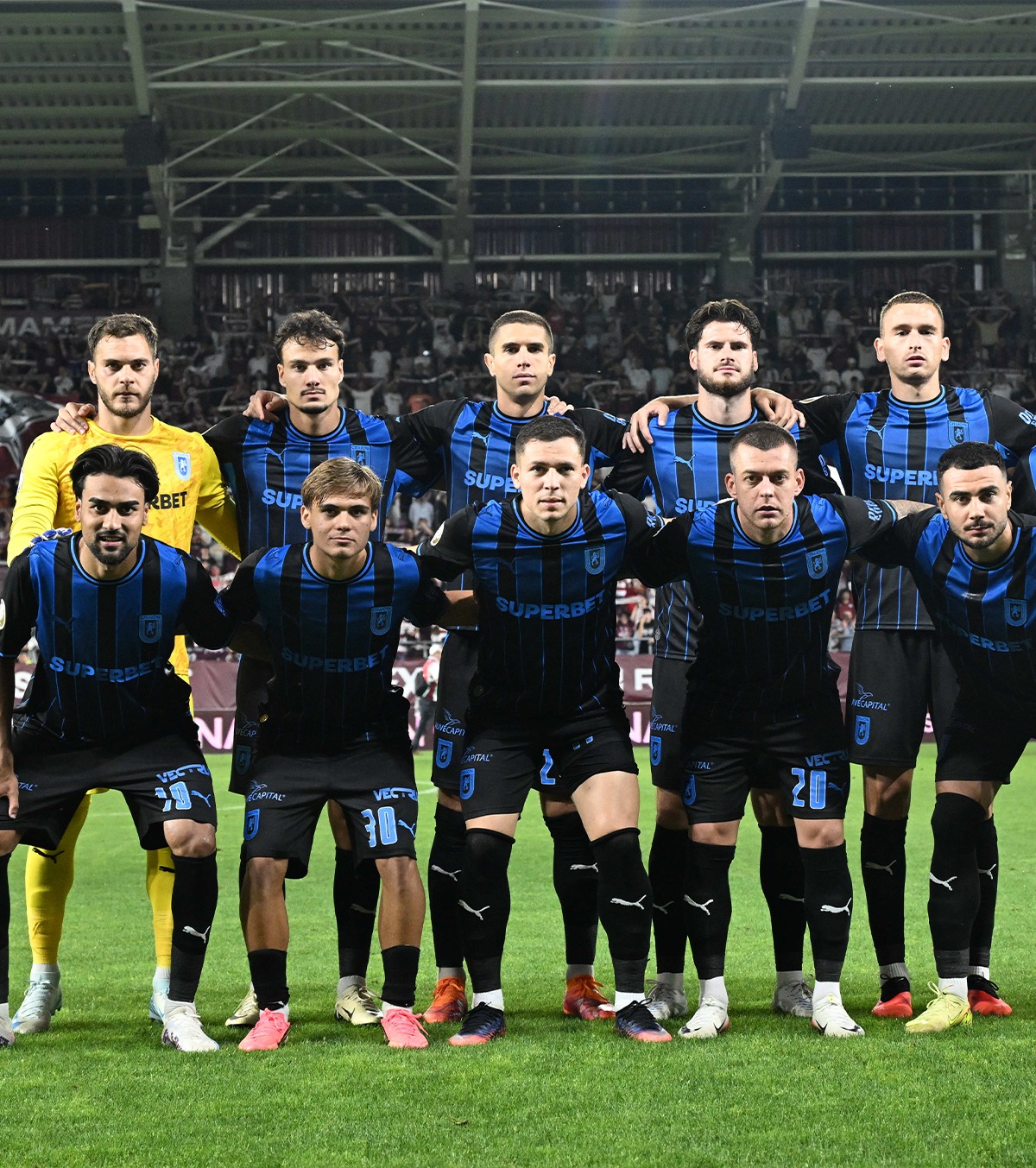 Lotul U Craiova din Conference League   Cei 24 de jucători cu care oltenii vor juca în Europa.  Ce se întâmplă cu noile achiziții
