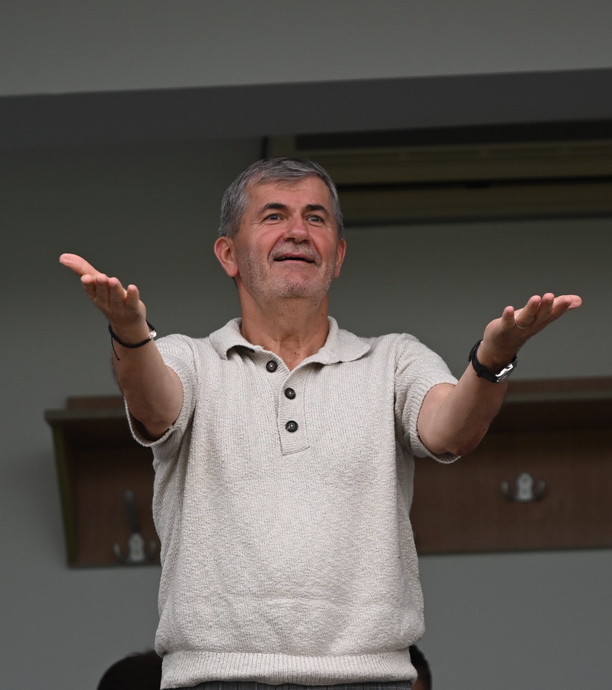 „Nu am întâlnit în viața mea așa ceva”   Valeriu Iftime,  scos din minți de jucătorul care nu acceptă rezilierea amiabilă: „M-am nenorocit”