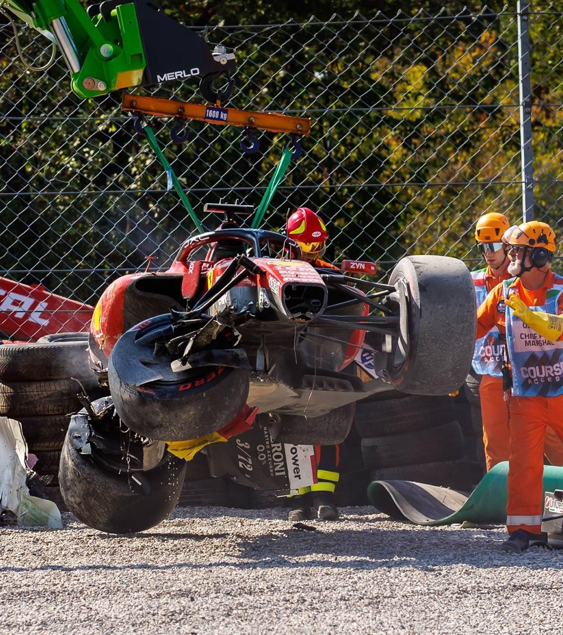 Leclerc, accident violent la Monza   FOTO:   Pilotul Ferrari,  nevoit să abandoneze  în MP al Italiei, după ce a făcut praf monopostul