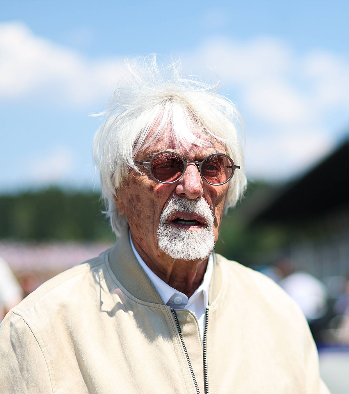 Ecclestone, reținut la 95 de ani!  Polițiștii au descoperit  o pușcă în avionul său privat.  Cum se apără fostul șef al Formulei 1
