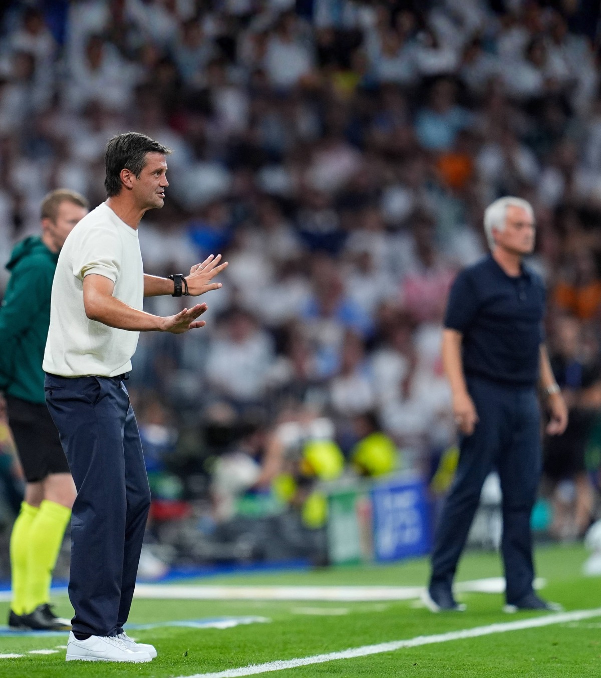Chivu, mai apreciat ca Mourinho  Trei detalii care arată că antrenorul Inter  și-a depășit profesorul  pe „Bernabeu”