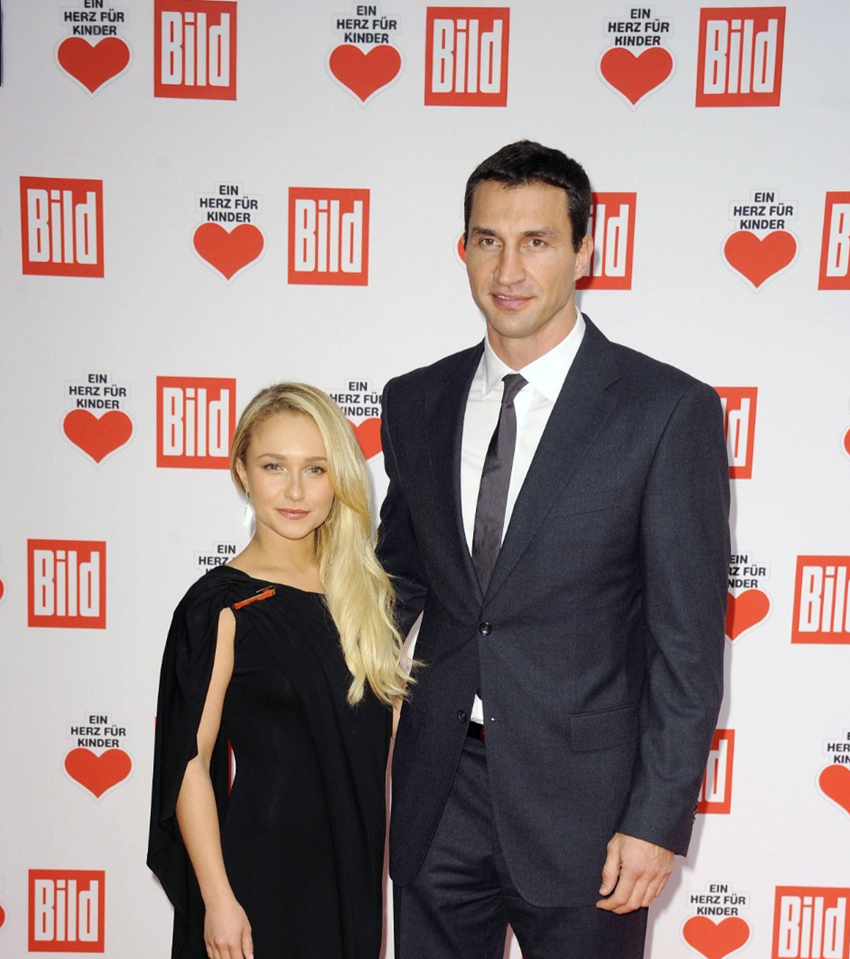 A murit după ce a luat o singură pastilă  Ce scriu americanii despre actrița Hayden Panettiere, fosta iubită a lui  Wladimir Klitschko