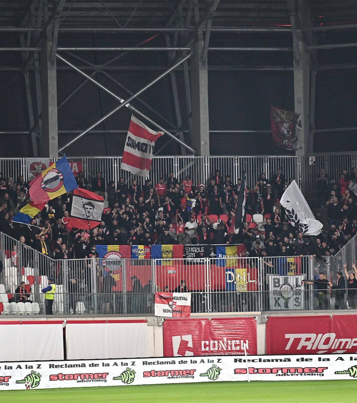Dinamo, reclamată la FRF și UEFA   Se cer măsuri după  scandările xenofobe  de la meciul cu Sepsi: „Am depus sesizări oficiale”